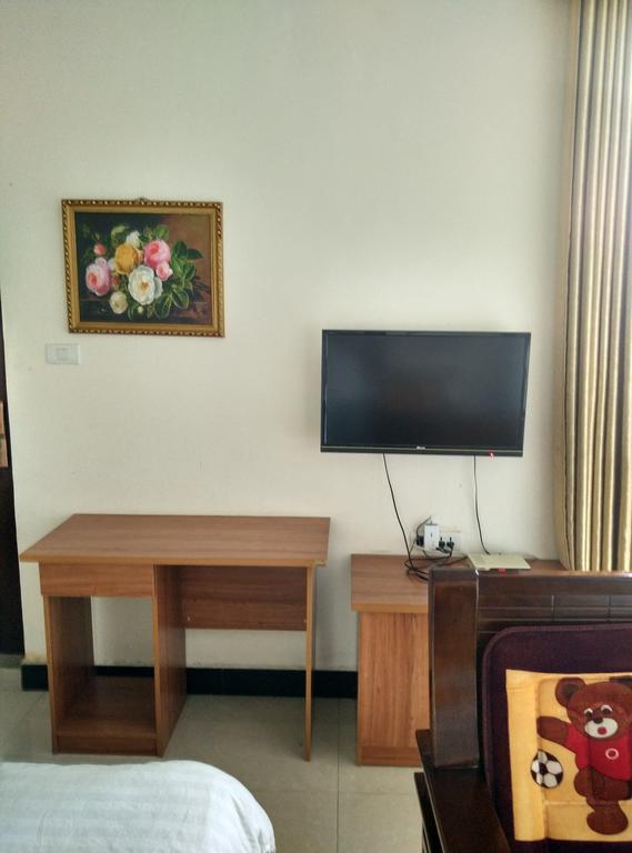 Huashan International Youth Hostel Huayin Room photo